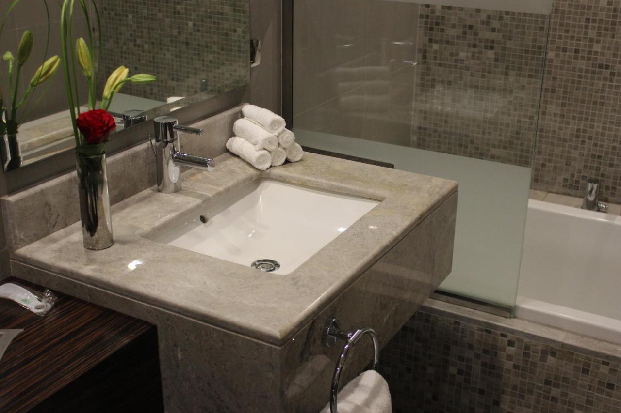 Holiday Inn Jeddah Gateway By Ihg Buitenkant foto